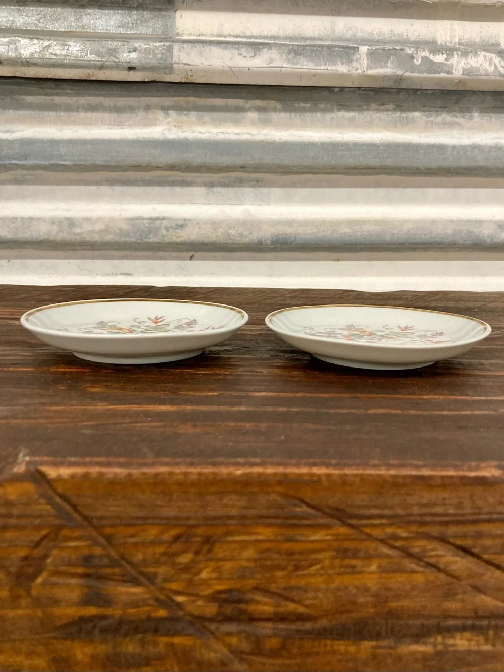 2 Vintage Avon Porcelain Mini Plates 22k Gold Trim 1979 Floral Butterflies 4.25" - Picture 5 of 13